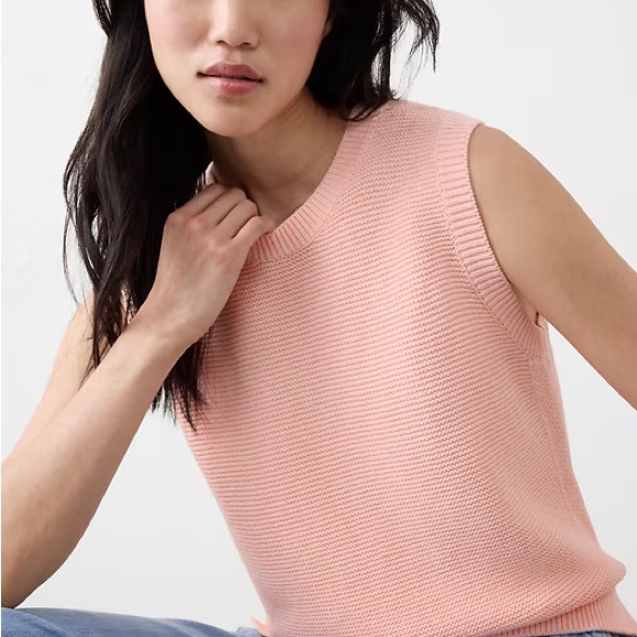 Banana Republic Factory Pink Sleeveless Sweater: Textured sweater tank NWT - Picture 2 of 8